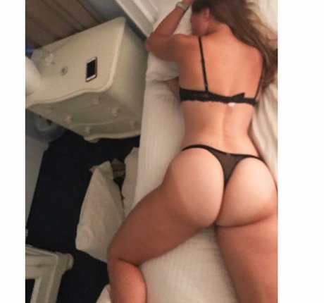 sashablanq model sexy img