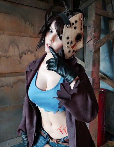 Helly Valentine model beautiful gallery