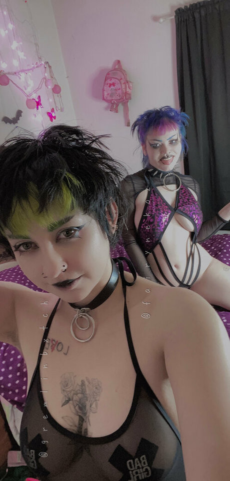 Gremlinbxtch model adult image