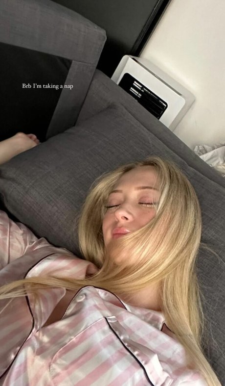 beauty teen onlyfans hot nude pic