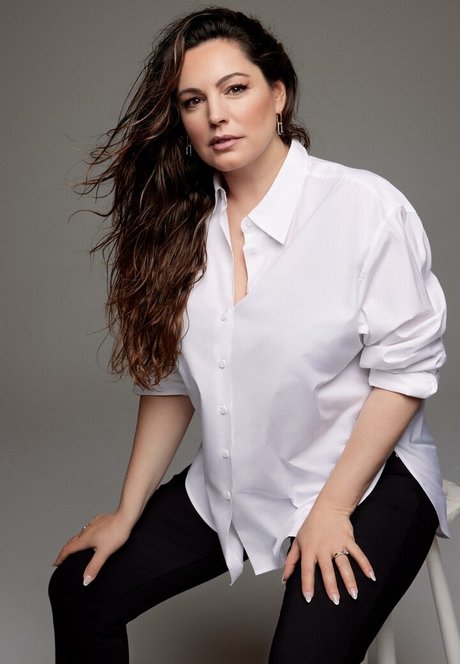 Kelly Brook high quality star pictures