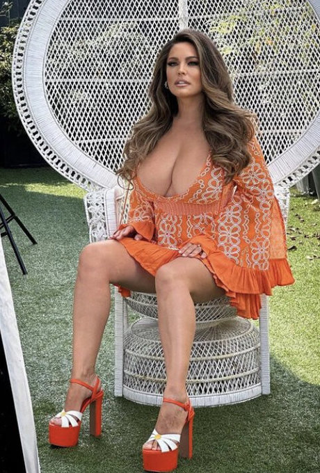 latin onlyfans nude photos