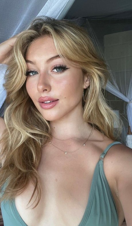 cosplay blowjob onlyfans erotic images