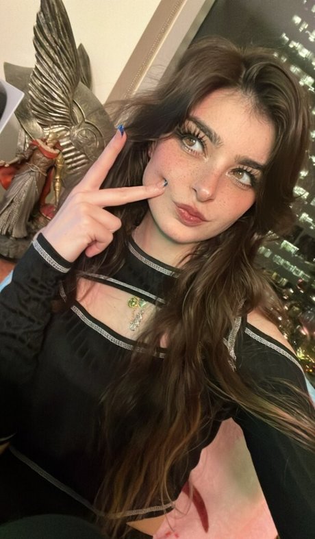 brown eyes kitty onlyfans hot xxx images