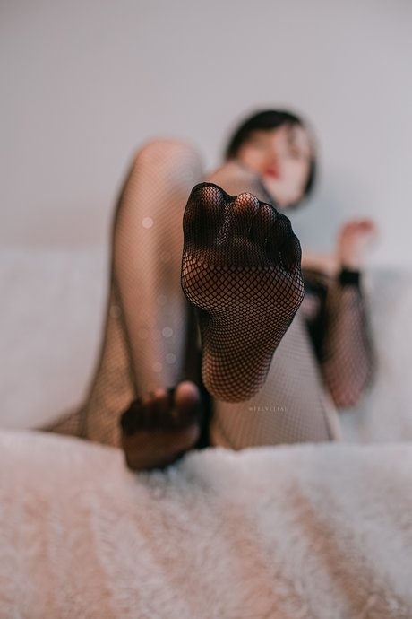 Vell Felice_ star nudes pic