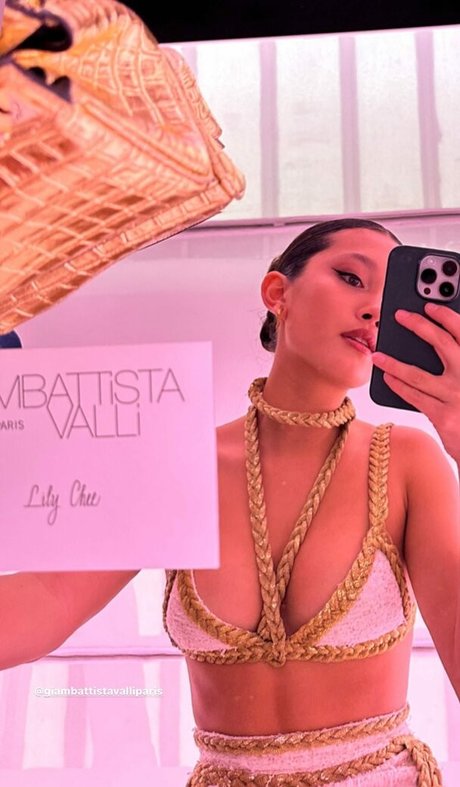 Lilychee free pornstar image