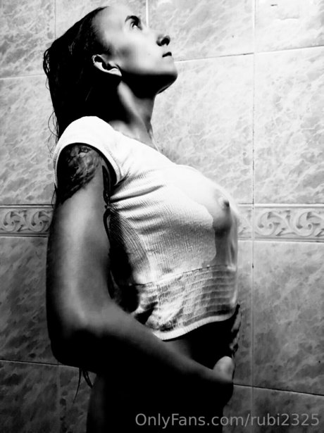 eating onlyfans nudes gallery