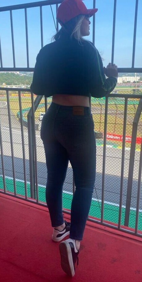 Nahzinhaa pretty star photos