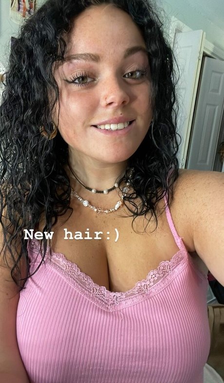 asian brunette onlyfans erotic picture