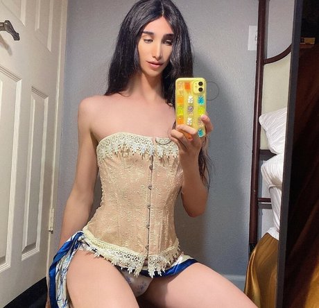 brown eyes kitty onlyfans best gallery