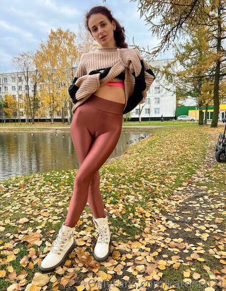 pregnant teen onlyfans xxx pics