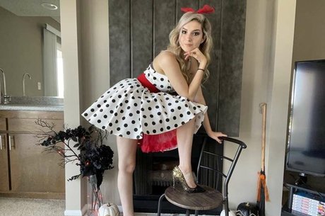 stripper onlyfans beautiful xxx pictures