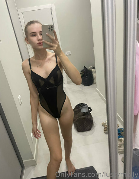 brunette pov onlyfans beautiful pics