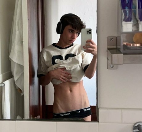 mxchcuevas model pictures