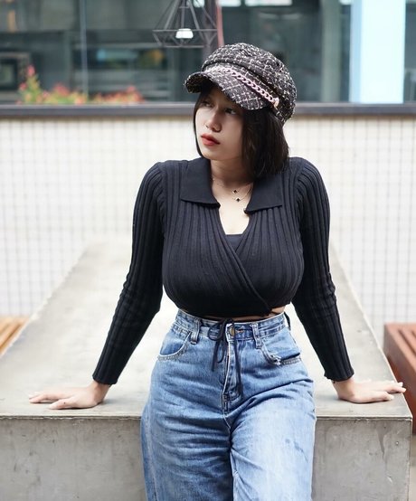 Elvara Caliva pornstar pretty image