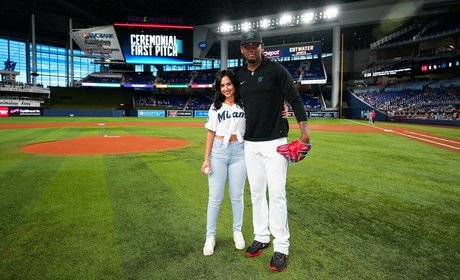 Emily Tosta art star picture