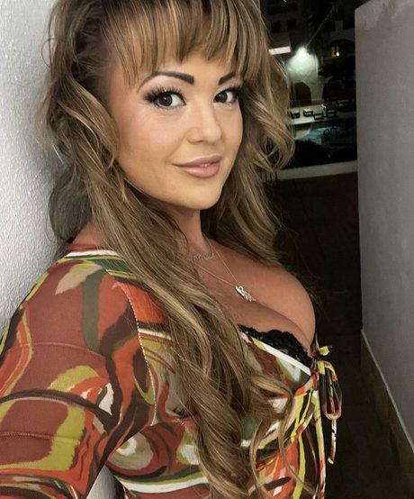 Danielle Nicholls star nudes pictures