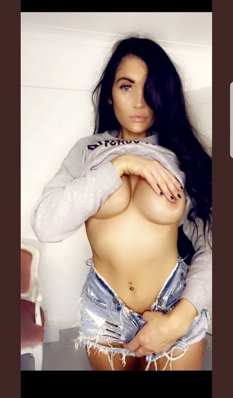 asian shemale onlyfans sexy image