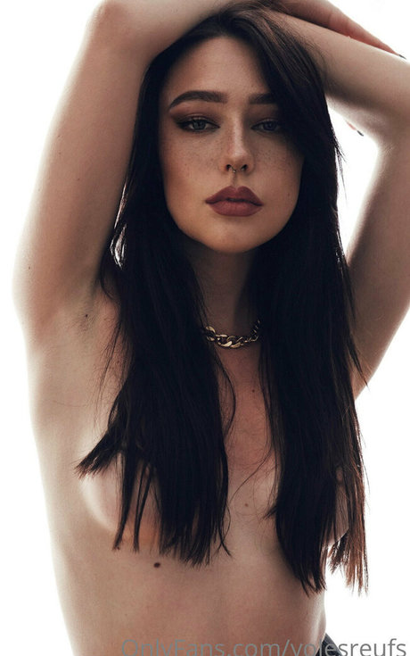 yolesreufs pornstar naked photos