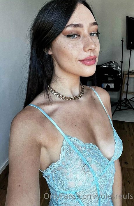 yolesreufs hot star gallery