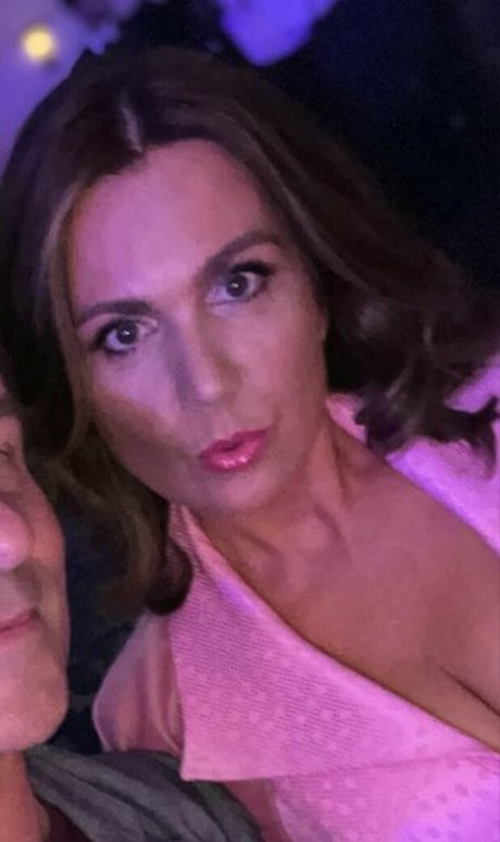 Susanna Reid pretty model img