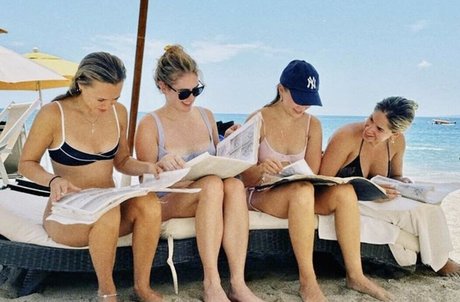 cute asian onlyfans hot sexy photo