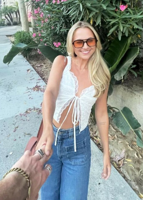 Madison Iseman pornographic model images