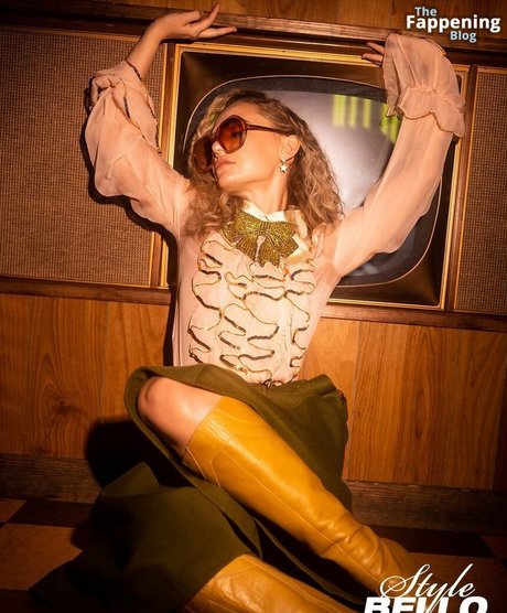 Madison Iseman hd actress image