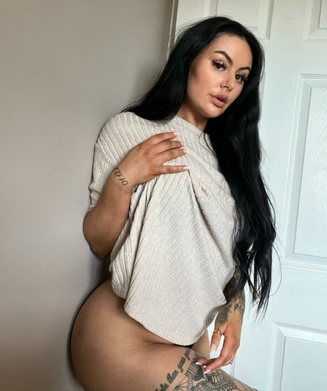 Beckie Holloway nice star image