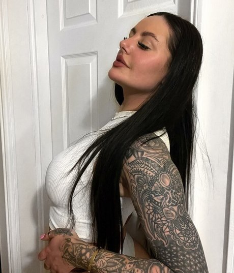 Beckie Holloway star free pictures