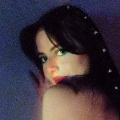 Mia Reid nudes model image