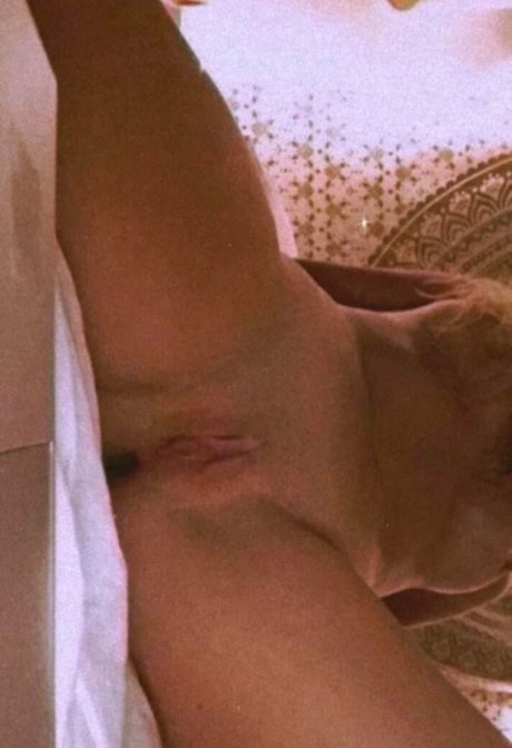 beautiful face onlyfans beautiful naked picture