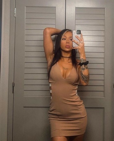 lesbian feet onlyfans sexy naked img