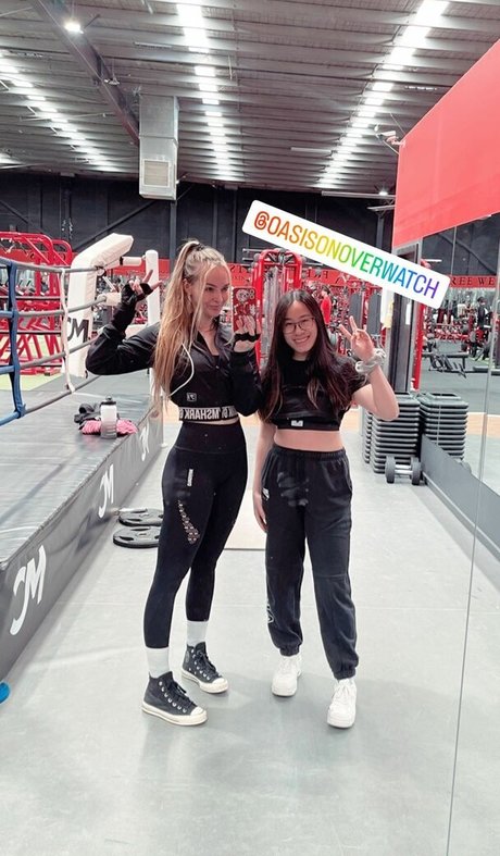 Fasffy pornographic actress archive