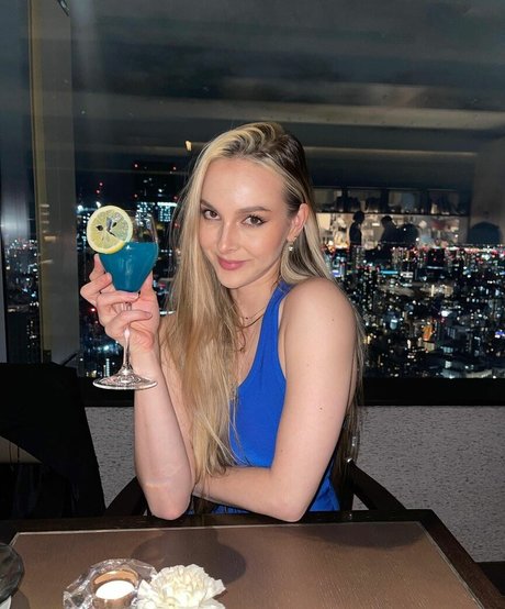 eating onlyfans free sexy img