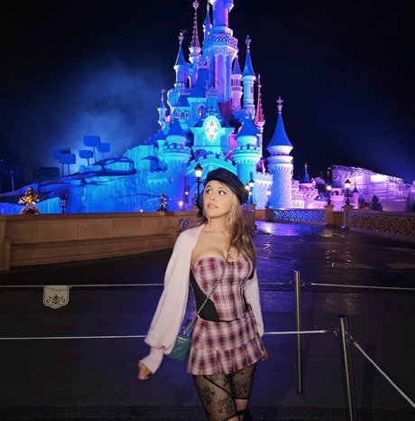 blonde trans onlyfans hot xxx pic