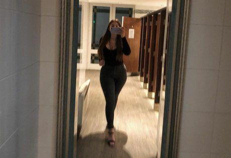 Isabella Dorta top actress images