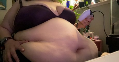 bbw kitty naked actress picture