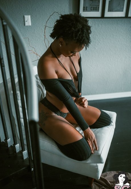 Naomi SG pornstar exclusive image