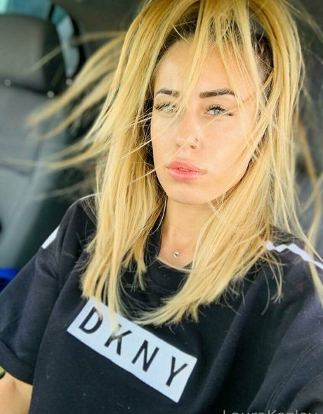 laurakozlovvfree perfect actress galleries