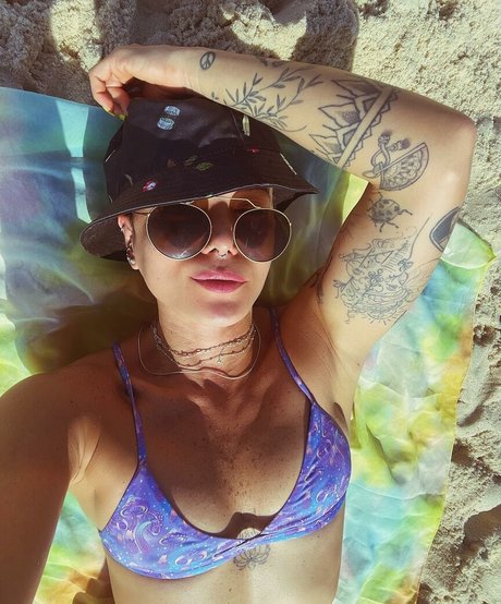 Tabata Chang model pretty photos