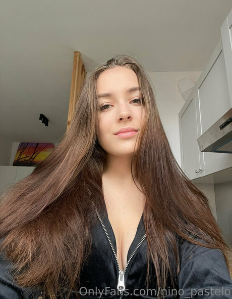 nino pastelo beautiful model img