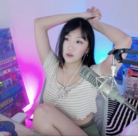 teen footjob onlyfans porn archive