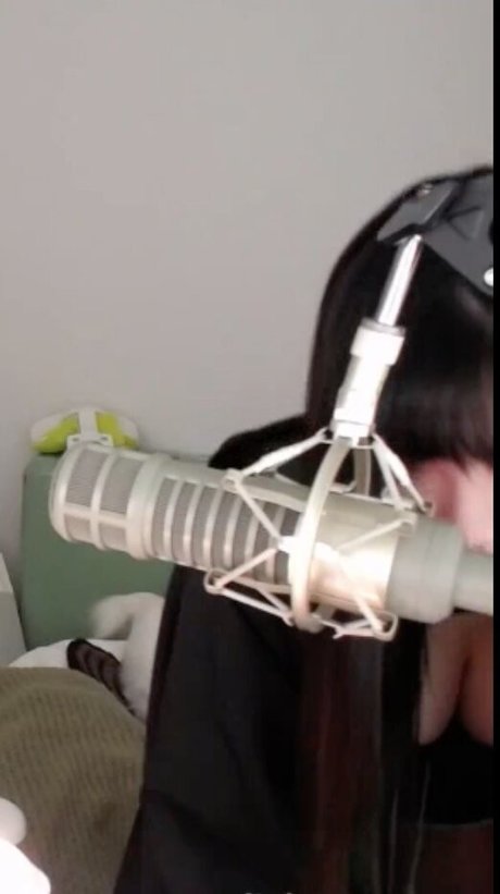 AriaSaki pretty model photos