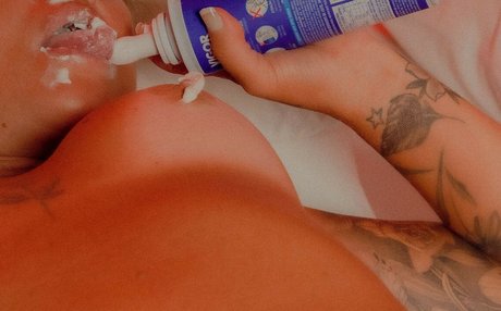 Vivi Fernandez porn actress photo