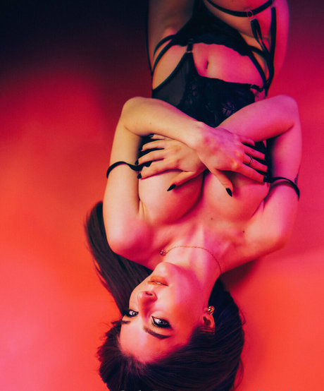 ameliaadamz star porn picture