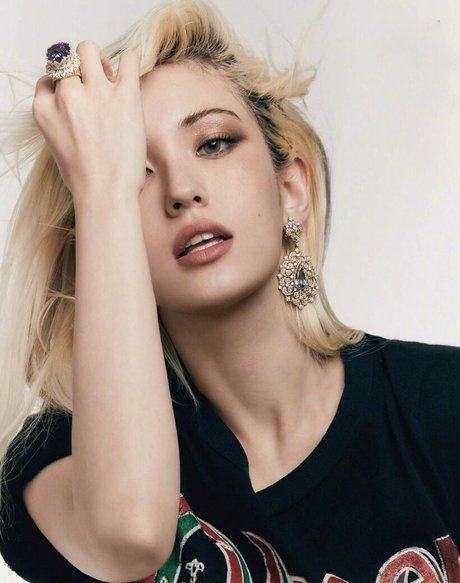 black hair onlyfans sexy nude image