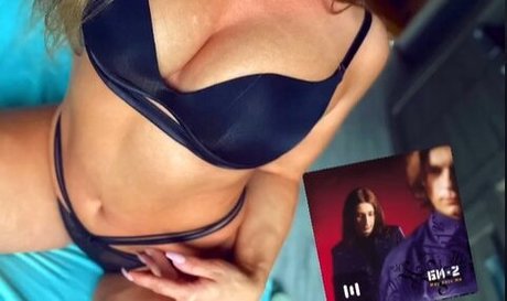 japanese schoolgirl onlyfans naked img