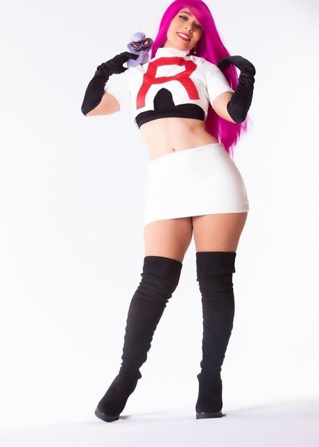 Carolina Angulo art star pic