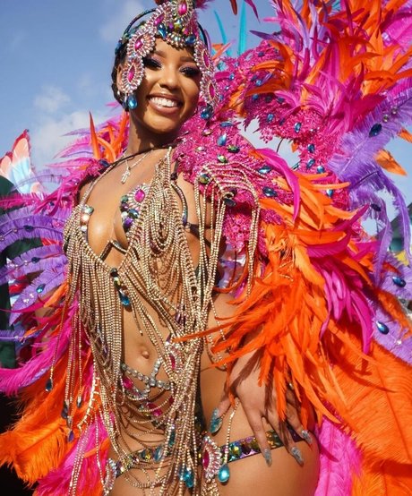 big tits young onlyfans nudes gallery